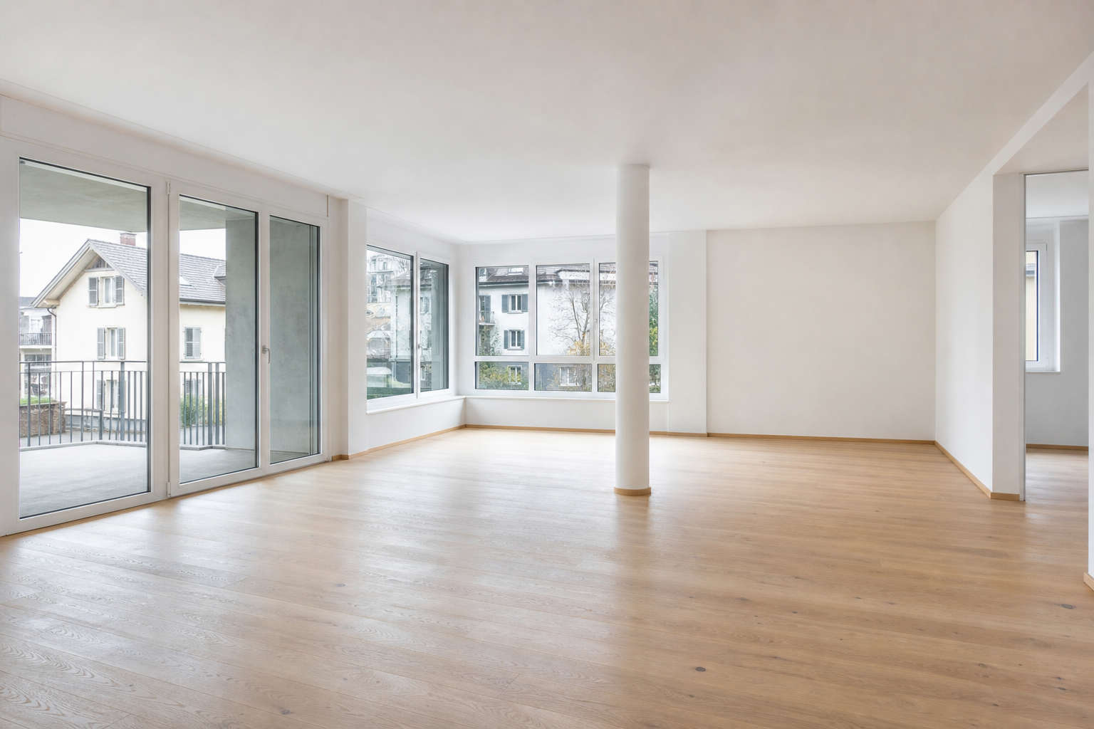 Empty room before virtual staging